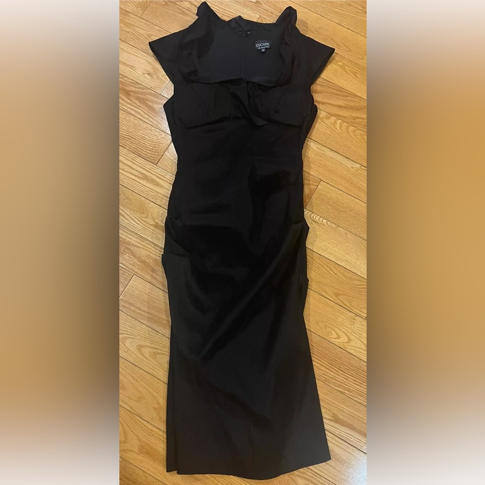black cocktail dress size 10 Xscape-ruched, Zipper